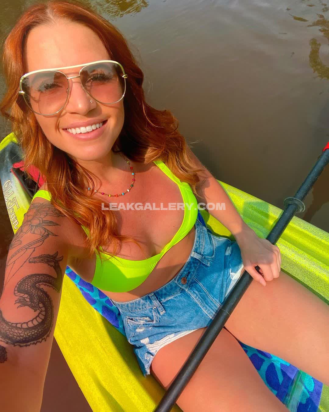 Bookswithbrittany_ Exclusive Leaked Nude Onlyfans #8144404