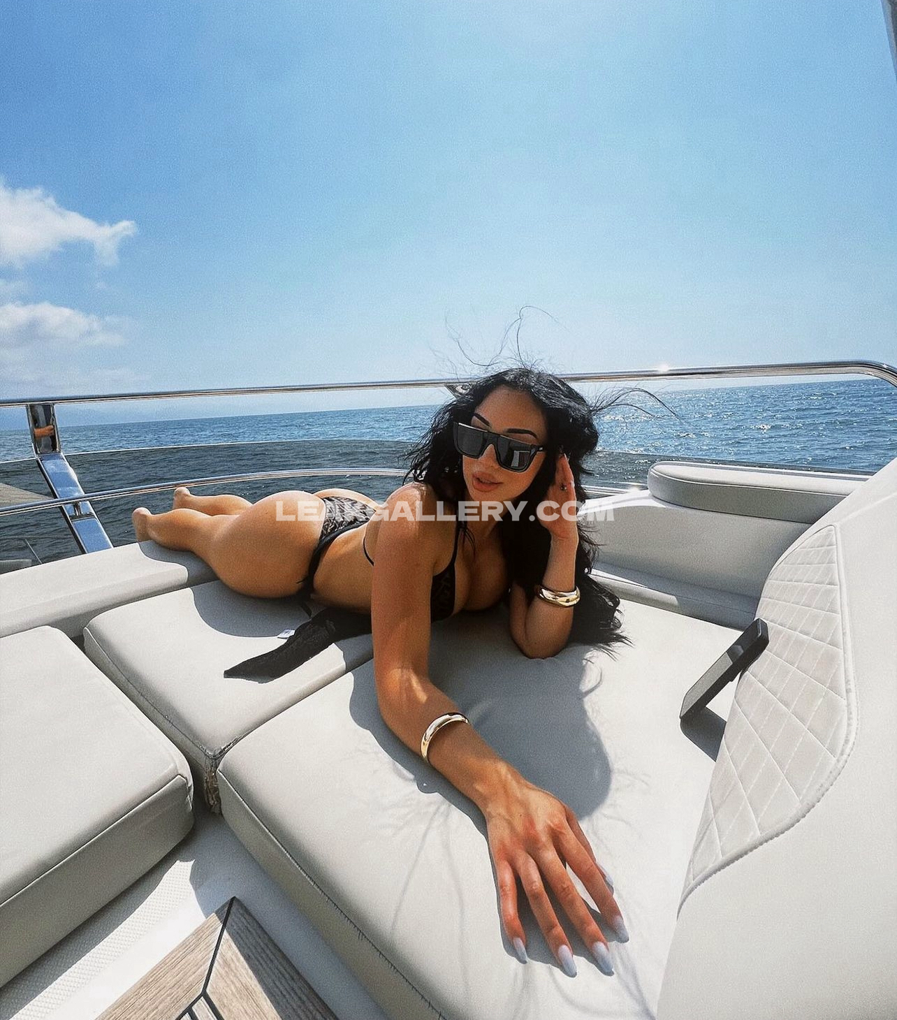 Bravogisselle Exclusive Leaked Nude OnlyFans #5632036