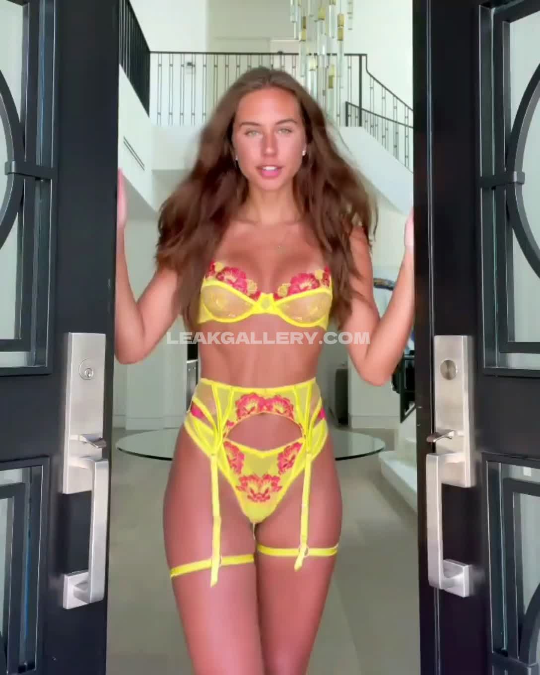 Britmanuela 独占リークされたOnlyFansヌード #4176218
