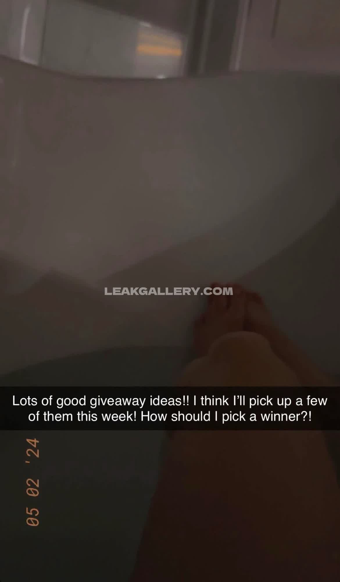 Brittneyatwood Exclusive Leaked Nude OnlyFans #7810838