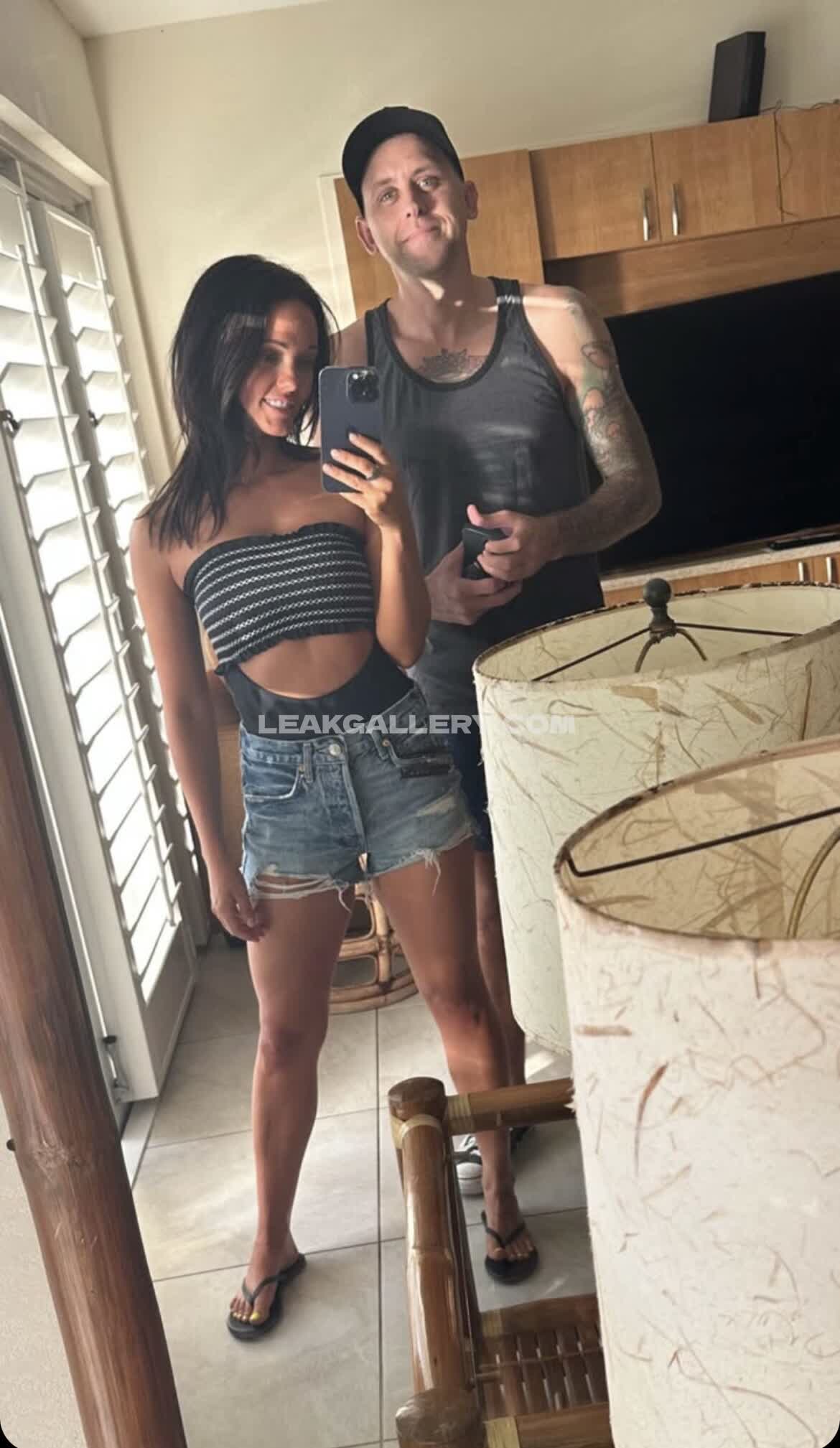 Brittneyatwood Exclusive Leaked Nude OnlyFans #7812971
