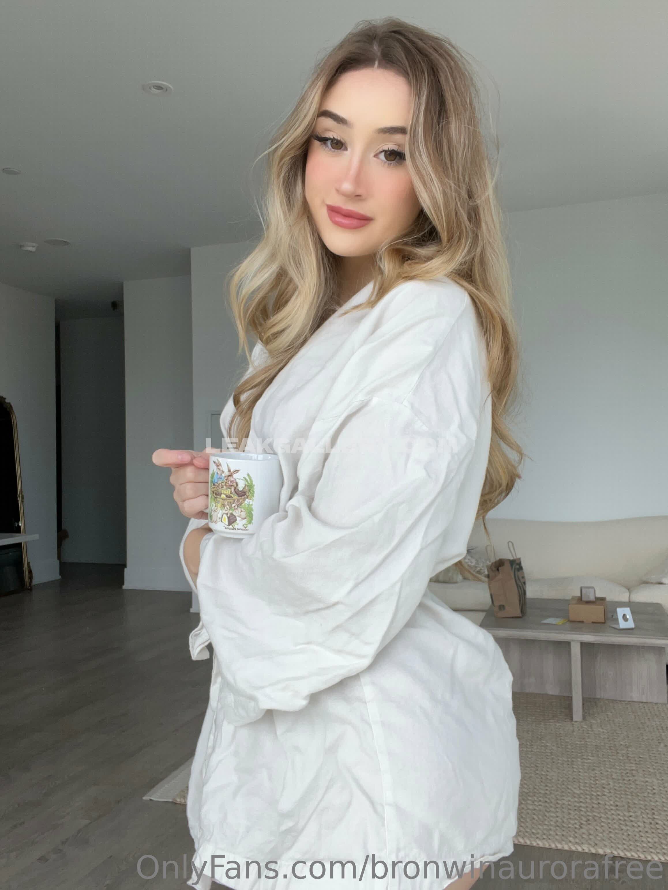 Bronwinaurora / bronwinauroua Exclusive Leaked Nude OnlyFans #6320888