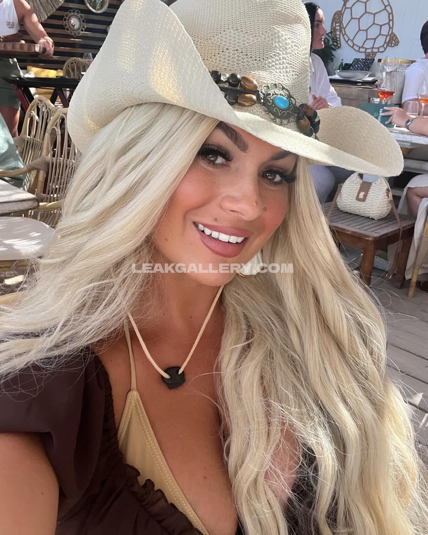 Carlamoreau_____ / carlamoreau_____________ Exclusive Leaked Nude OnlyFans #4699151