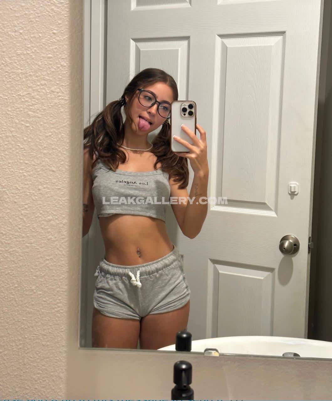 Catalinasof Exclusive Leaked Nude OnlyFans #5852034