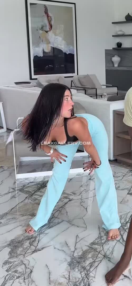 Charlidamelio / charli_damelio Exclusive Leaked Nude OnlyFans #12070098