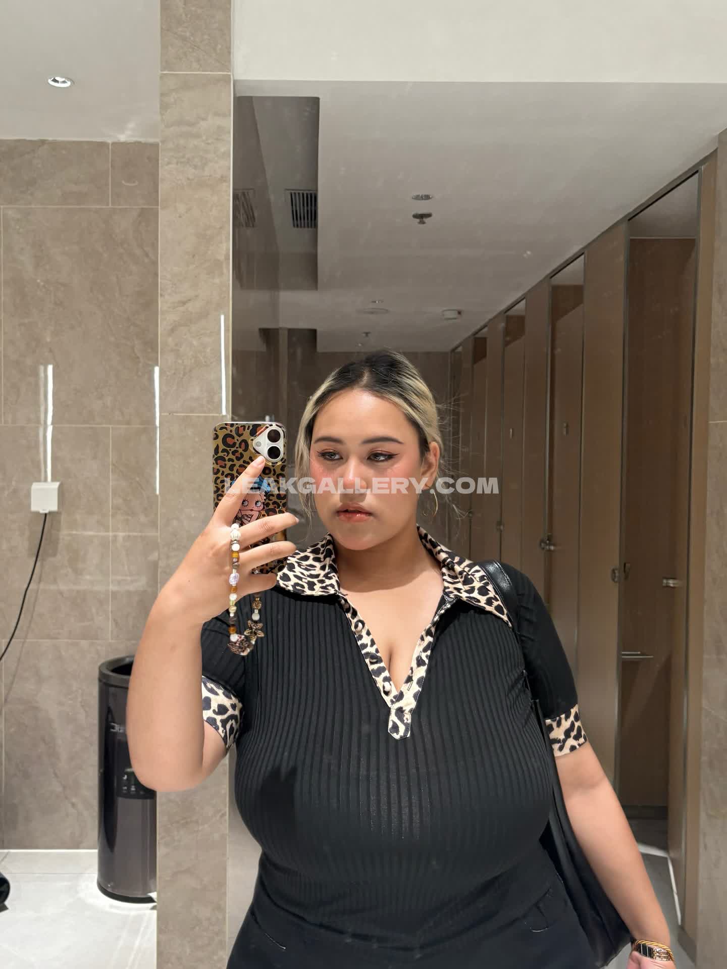Chaya_outfit / fhong_fionax Exclusive Leaked Nude OnlyFans #7686236