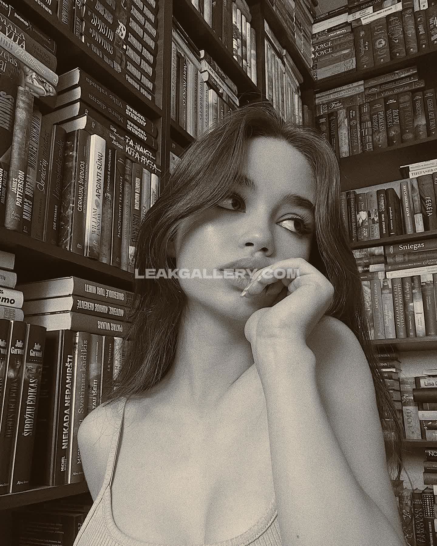 Chernasova Exclusieve gelekte naaktcontent van OnlyFans #4338079
