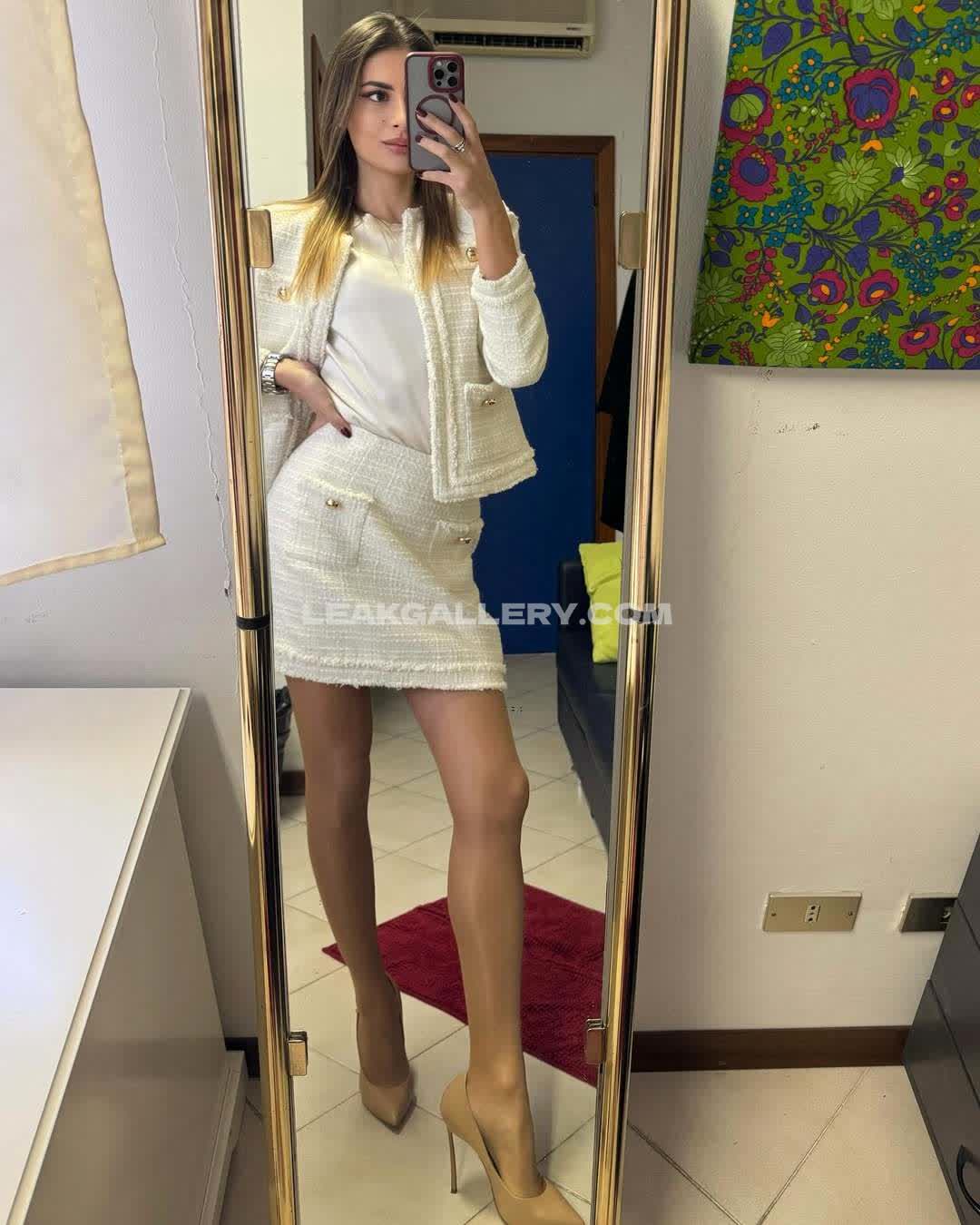 Chiarastile Exclusive Leaked Nude OnlyFans #8188568