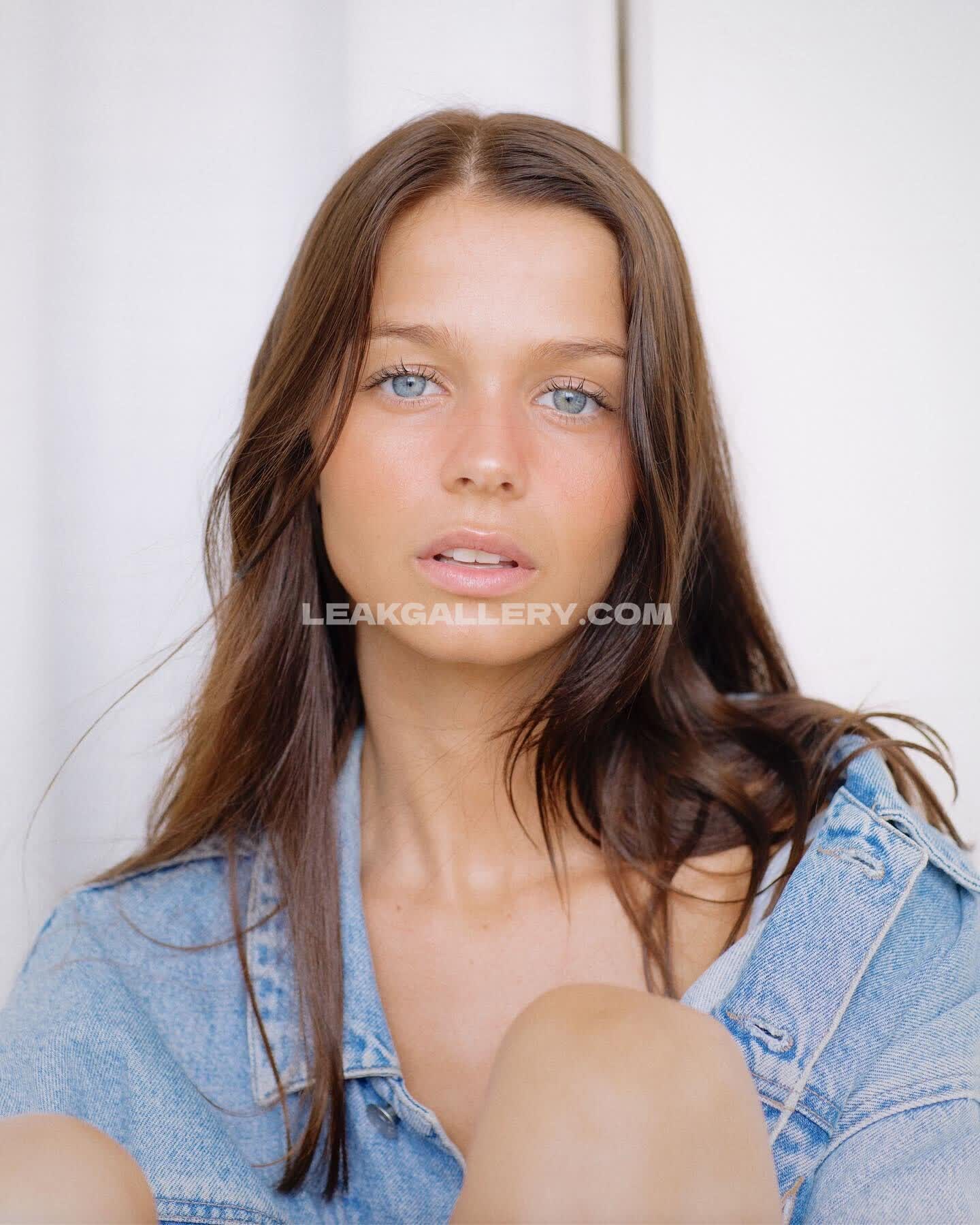 Chloecxmpbell Exclusive Leaked Nude OnlyFans #7049810
