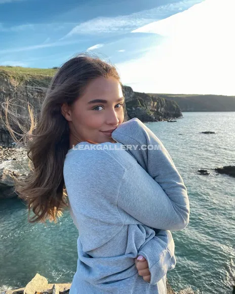 Clolloyd_ Exclusive Leaked Nude OnlyFans #4687900