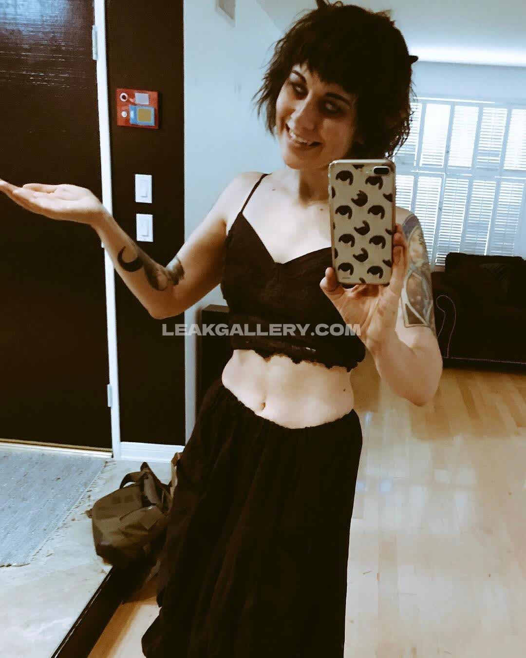 Commanderholly Exclusive Leaked Nude OnlyFans #7887644