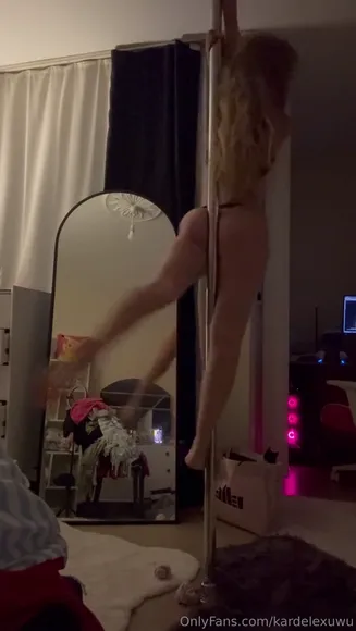 Kardelexuwu Exclusive Leaked Nude Onlyfans #3520539