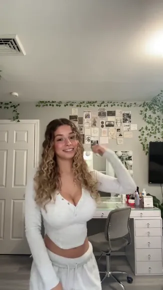 Kirapregiato Exclusive Leaked Nude Onlyfans #4484409