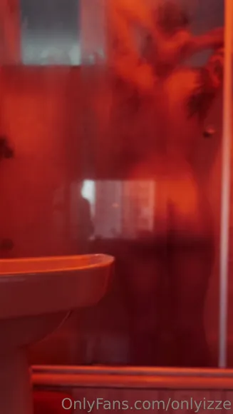 Taizze / onlyizze Exclusive Leaked Nude Onlyfans #7661173