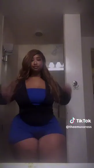 Themuvaross / itstheemuvaross Exclusive Leaked Nude Onlyfans #5614181