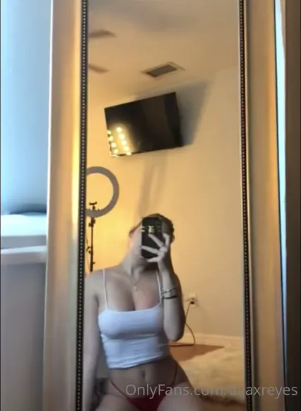 Avaxreyes Exclusive Leaked Nude Onlyfans #4945772