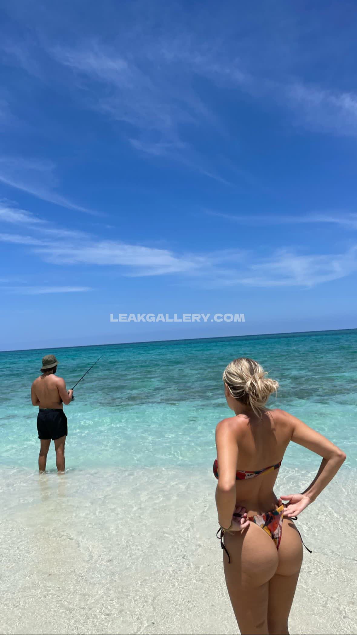 Corinnakopf / corinakopf / corinniakopf / corrinakopf Exclusive Leaked Nude OnlyFans #4164610