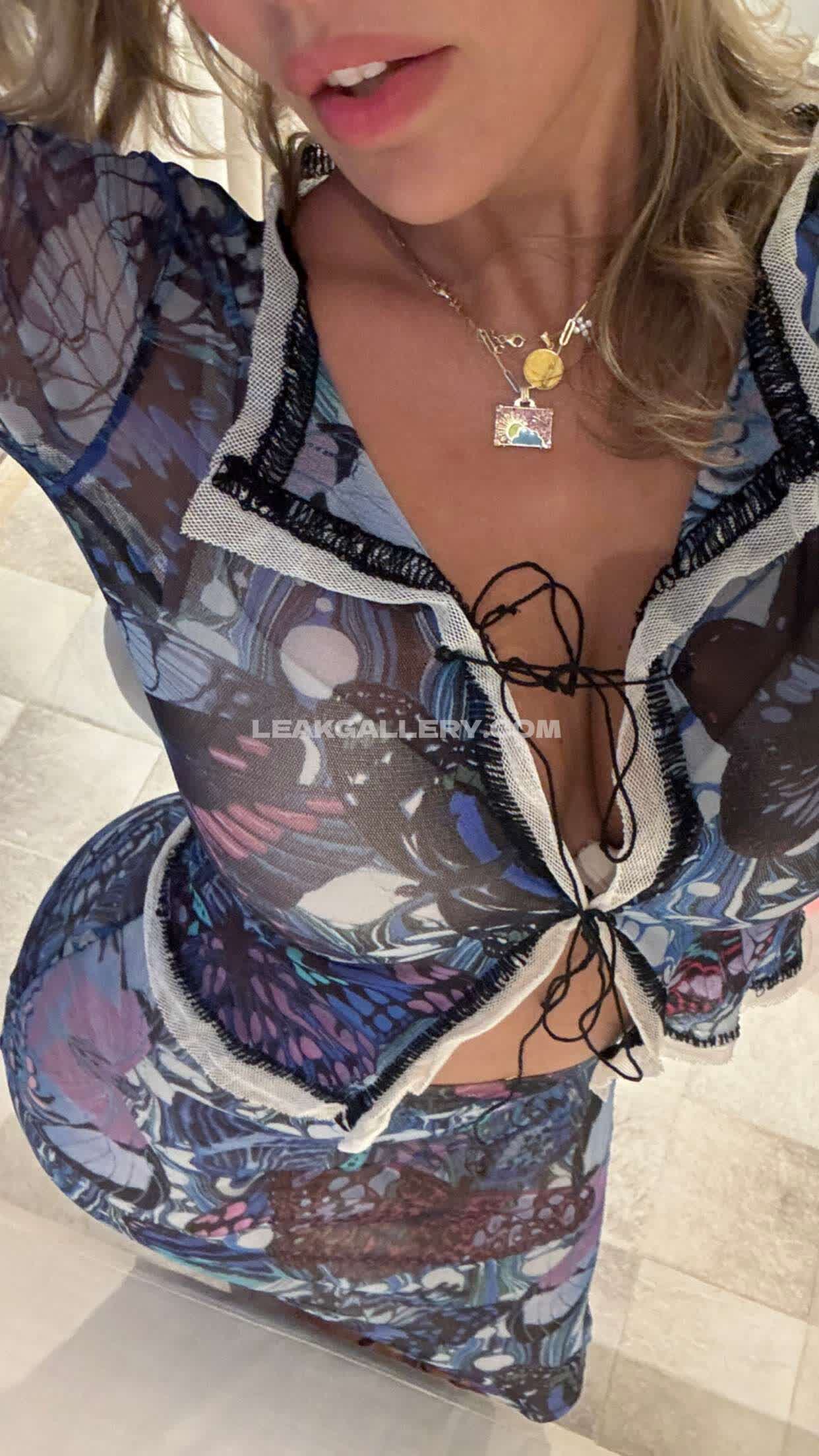 Corinnakopf / corinakopf / corinniakopf / corrinakopf Exclusive Leaked Nude OnlyFans #3199551