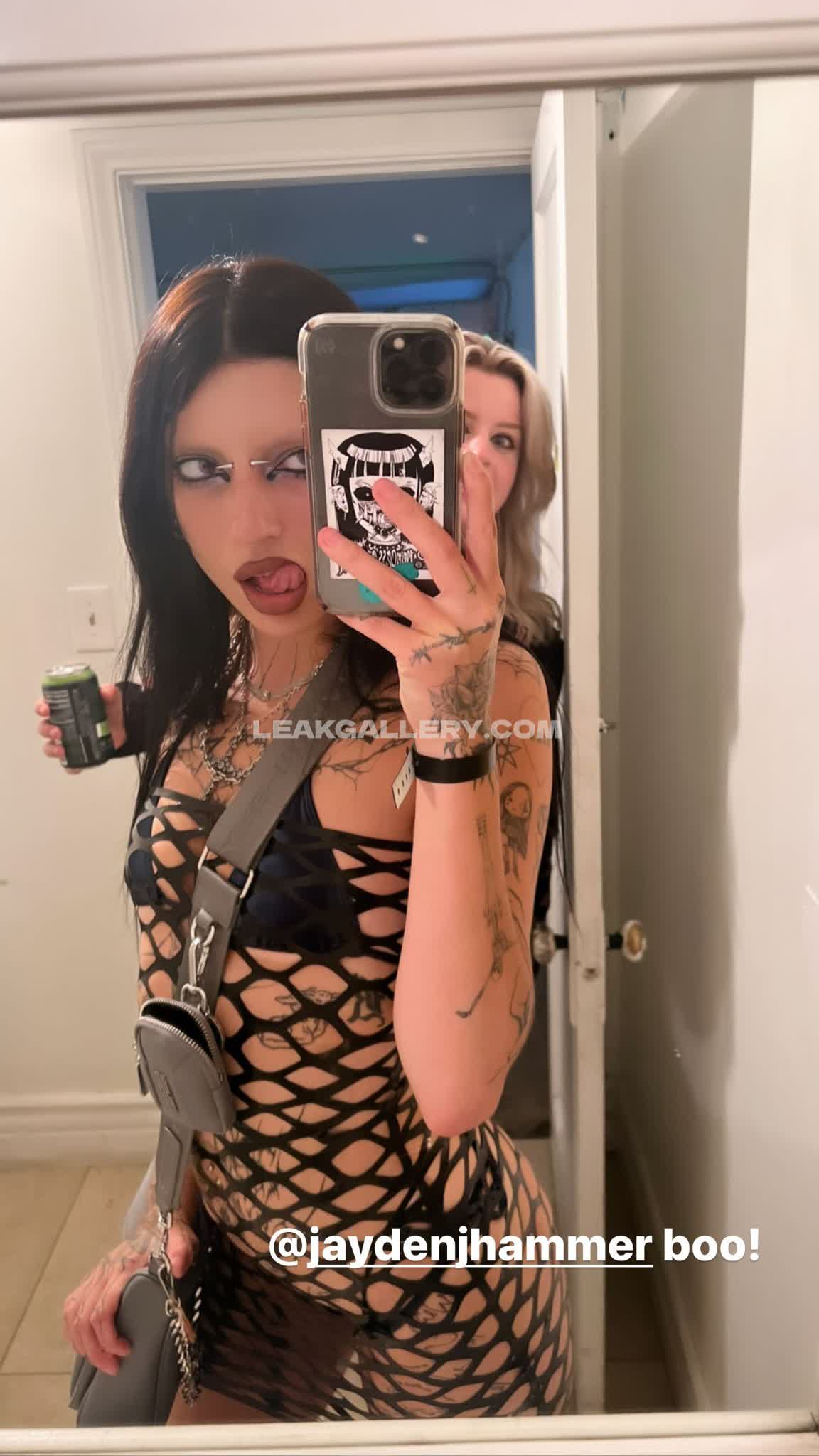 Deathbyromy Exclusive Leaked Nude OnlyFans #4414681