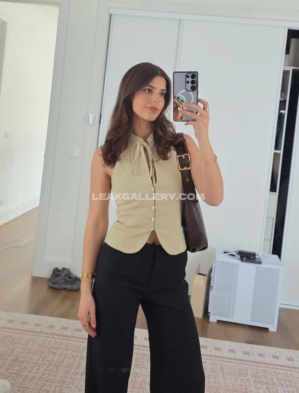 Develique Exclusieve gelekte naaktcontent van OnlyFans #7947534