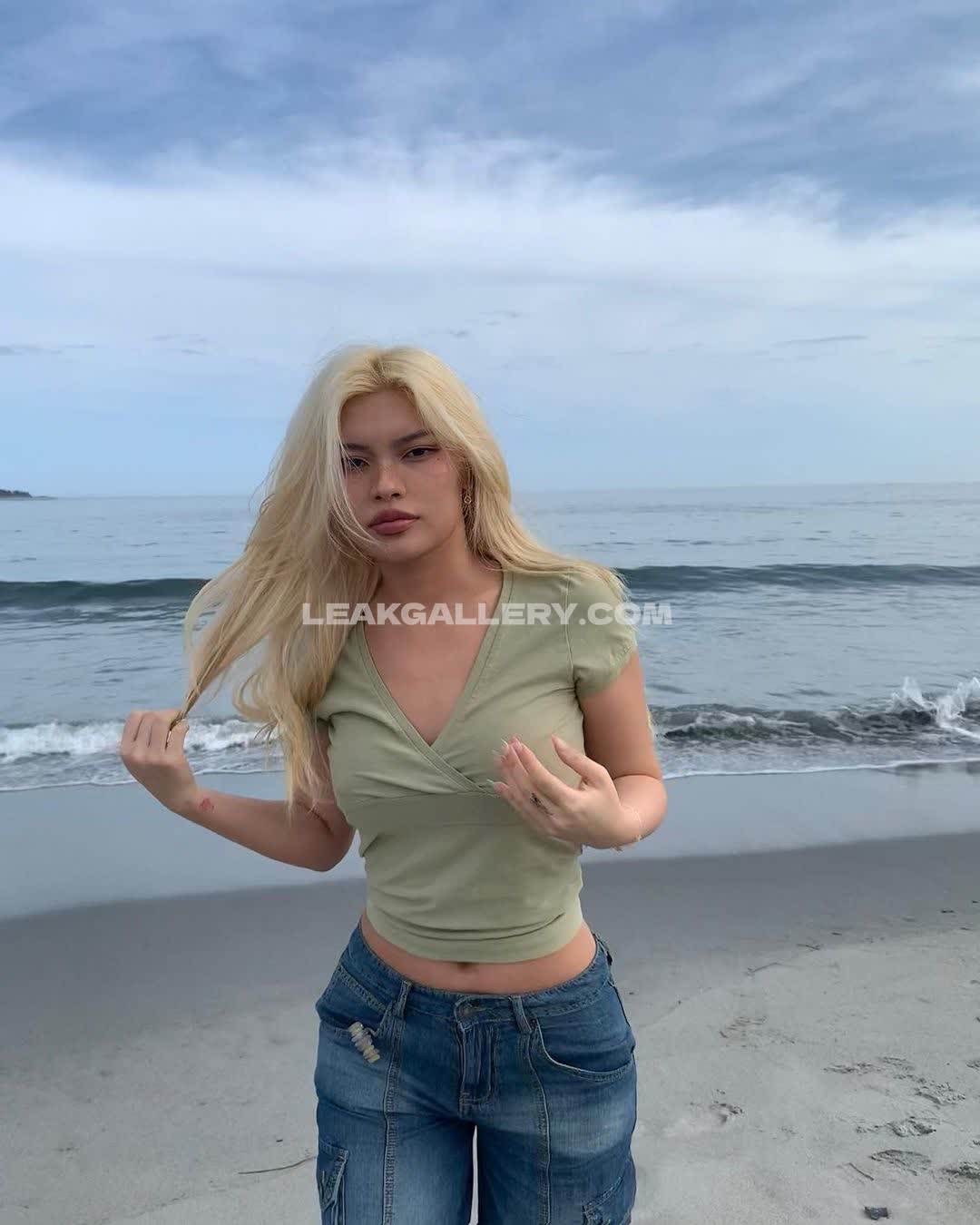 Diakimeko Exclusive Leaked Nude OnlyFans #7421072