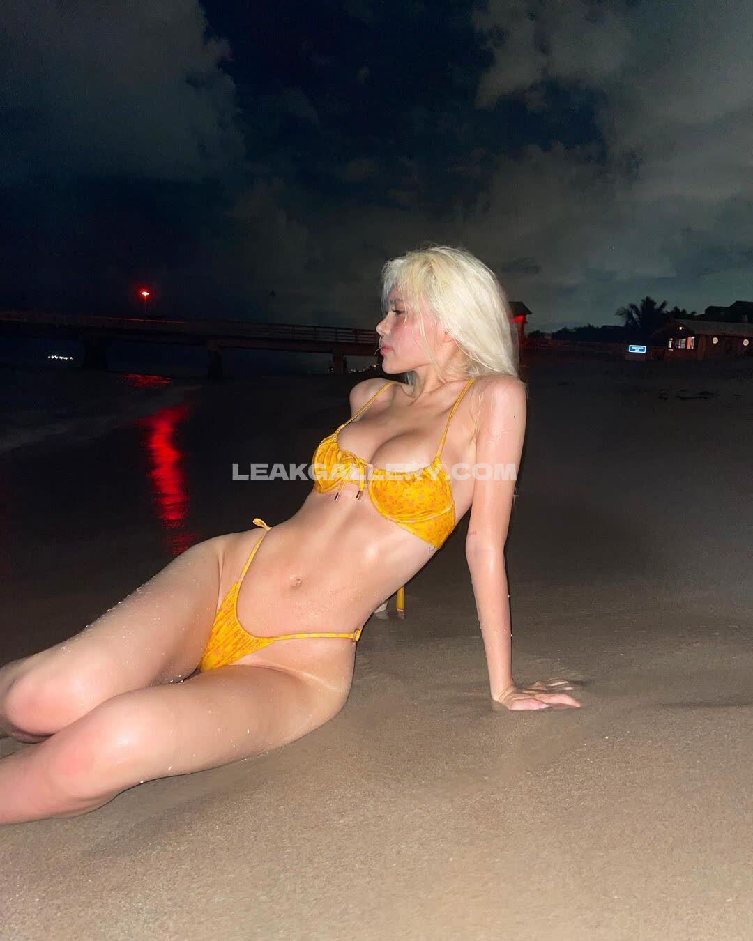 Diakimeko Exclusive Leaked Nude OnlyFans #4762274