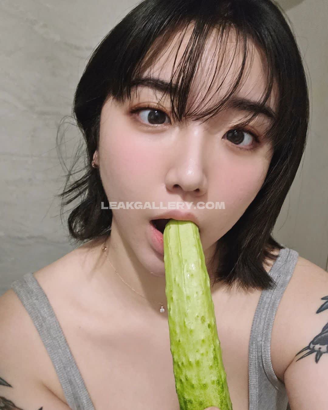 E_chi_h OnlyFans Nudi in Esclusiva Trapela #7746662