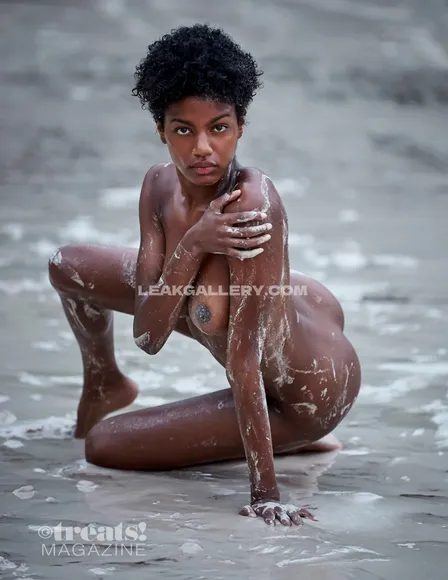 Eboneedavis OnlyFans Nudi in Esclusiva Trapela #6907313