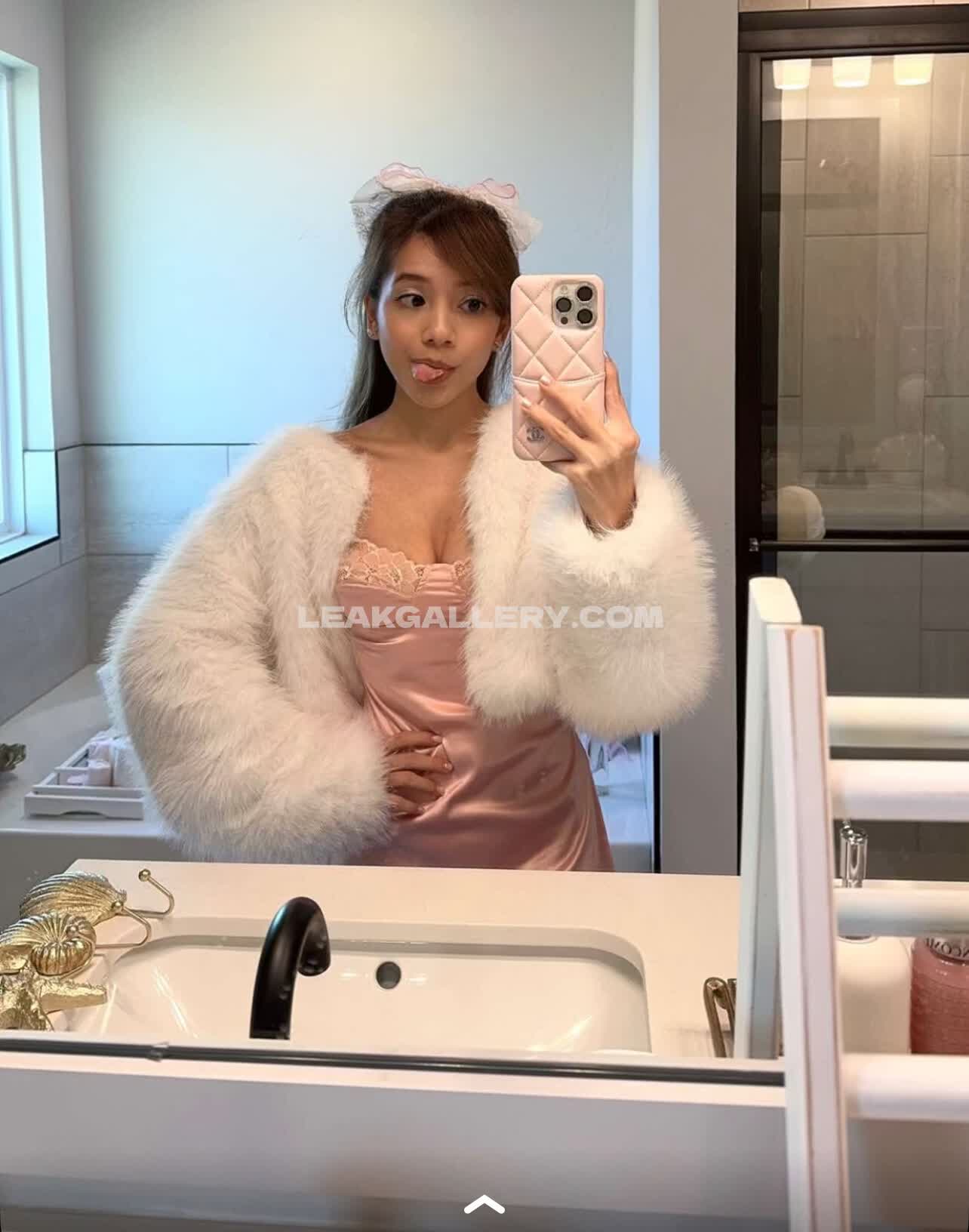 Eeveenara OnlyFans Nudi in Esclusiva Trapela #4036102
