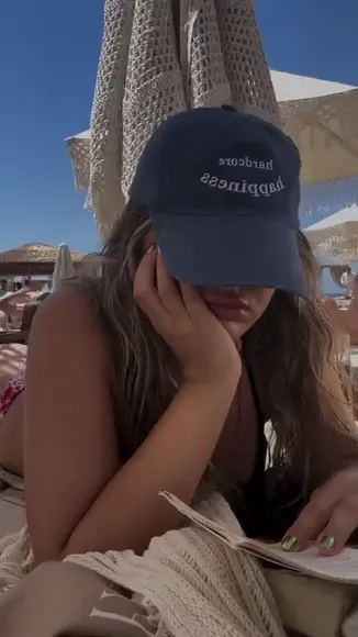 elanur video thumbnail