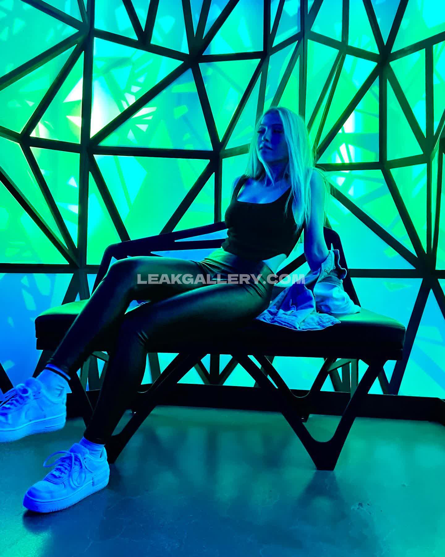 Em3romee Эксклюзивная утечка обнаженных OnlyFans #7915541