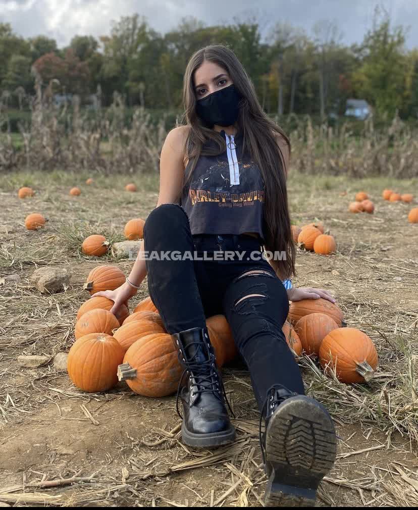 Emarrb / emaraa_b / emarb / emarrb44 / emarrbb एक्सक्लूसिव लीक्ड न्यूड OnlyFans #3107870