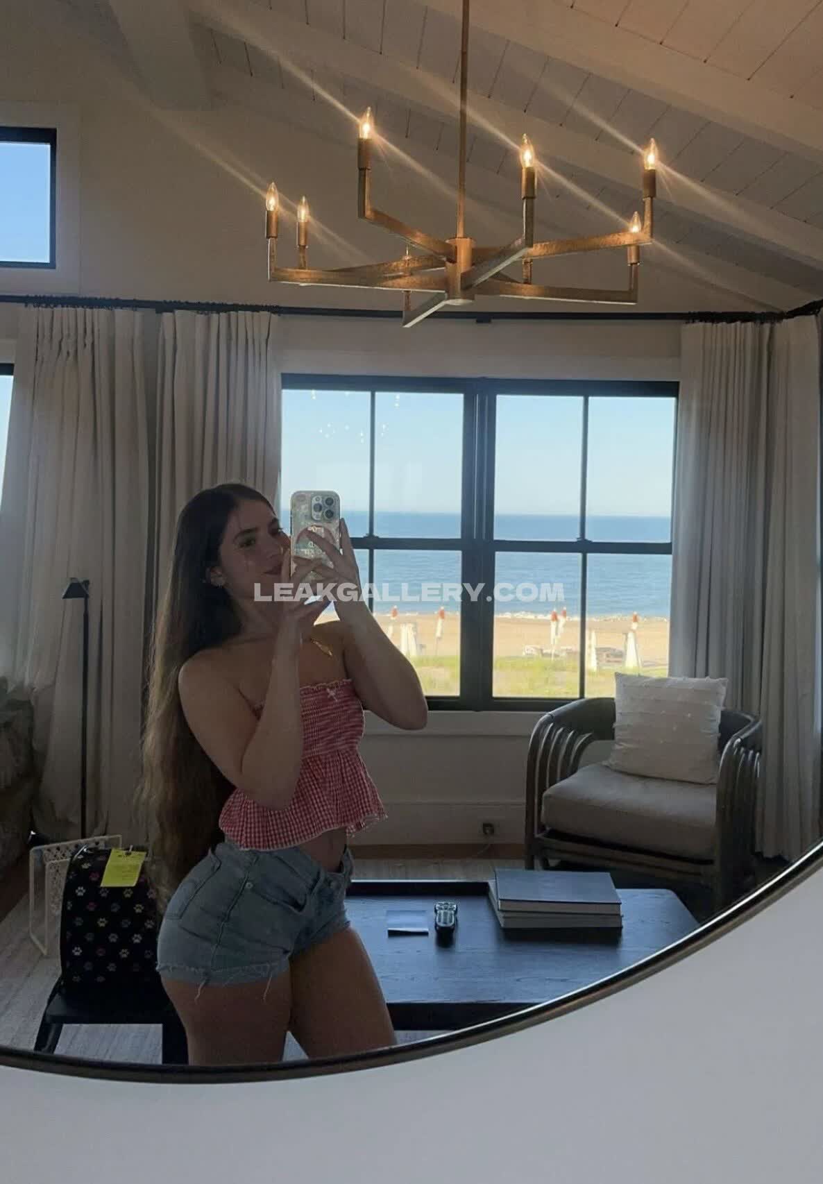 Emarrb / emaraa_b / emarb / emarrb44 / emarrbb एक्सक्लूसिव लीक्ड न्यूड OnlyFans #7423598
