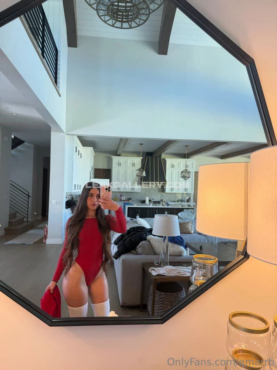 Emarrb / emaraa_b / emarb / emarrb44 / emarrbb Exclusive Leaked Nude OnlyFans #7424346