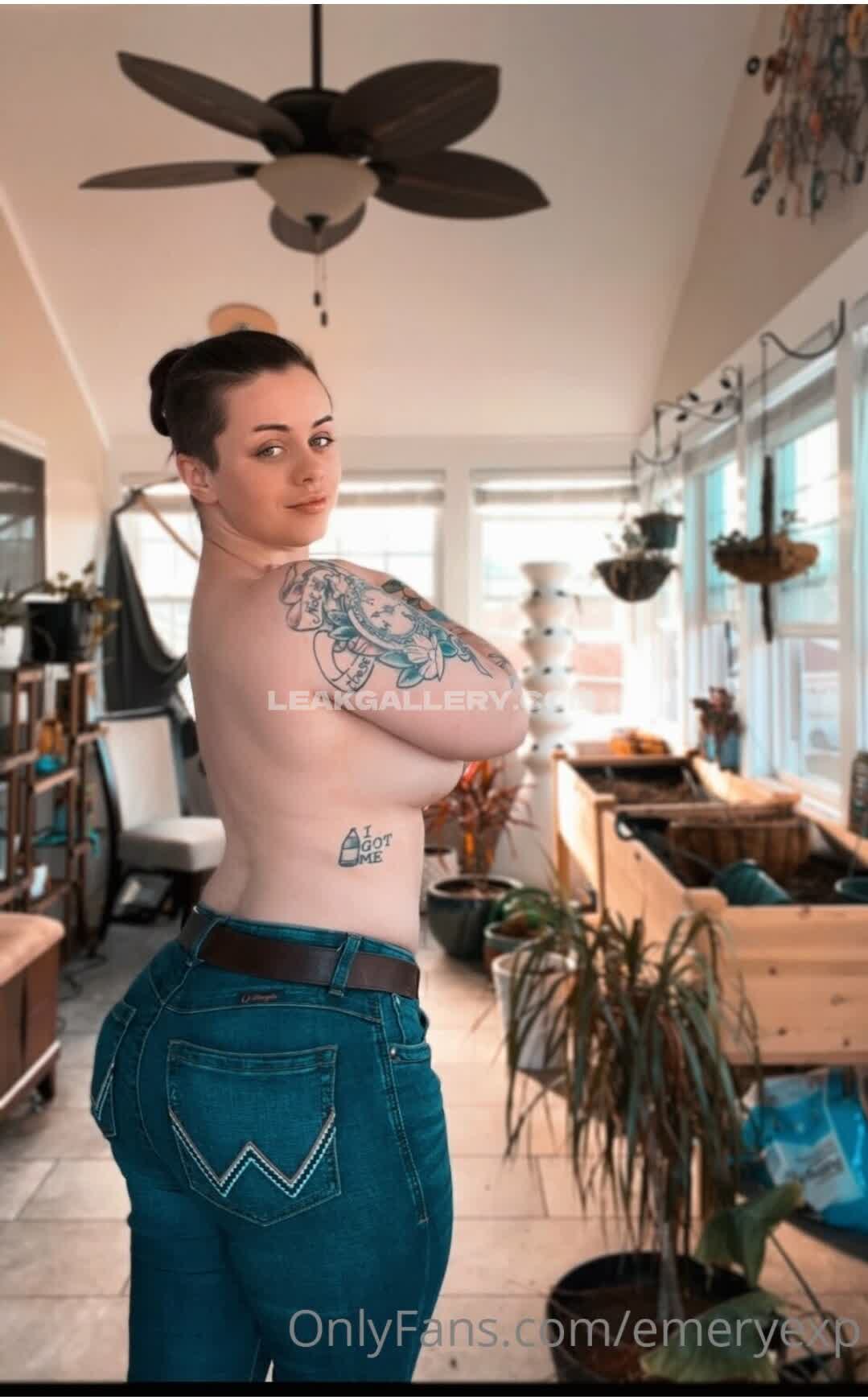 Emerypan Exklusiv geleakte Nacktbilder von OnlyFans #8107662