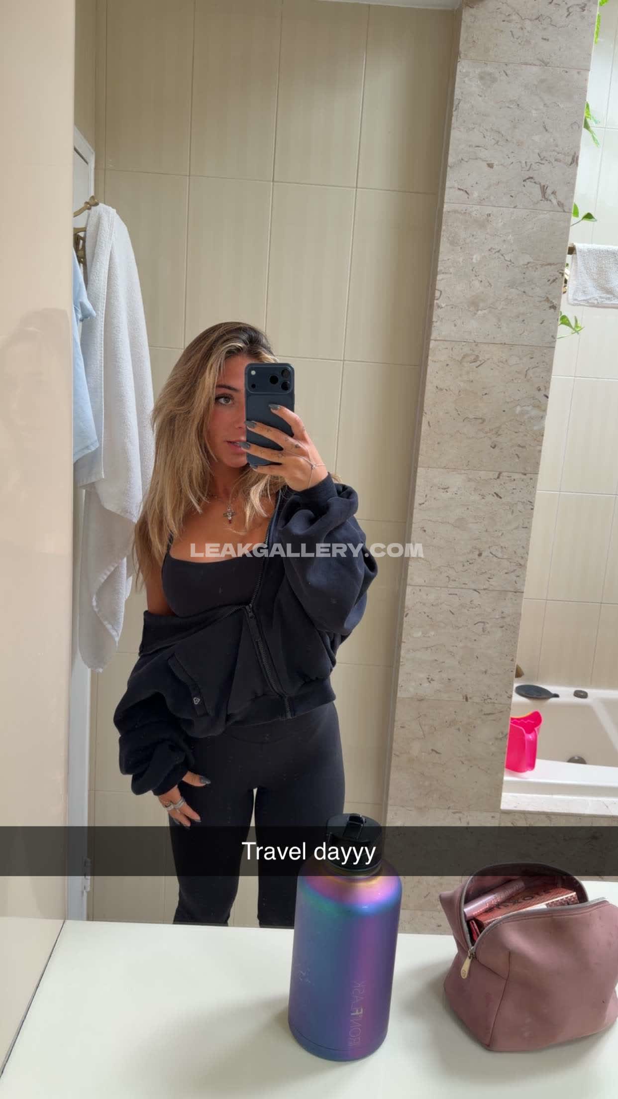 Emiiixox Exclusive Leaked Nude OnlyFans #7422133