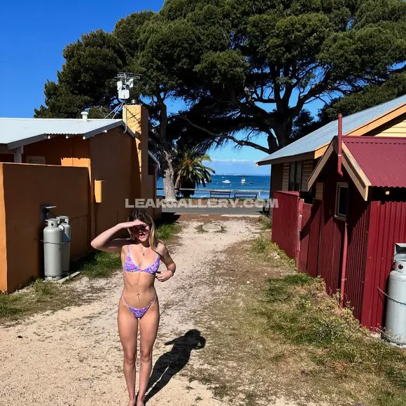 Emilyendacott Exclusive Leaked Nude OnlyFans #7887719