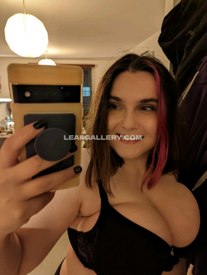 Emstreams OnlyFans Nudi in Esclusiva Trapela #7783636