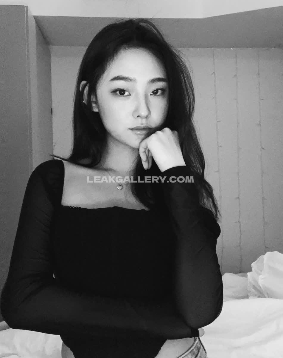 Esblee2 Exclusive Leaked Nude OnlyFans #7798680
