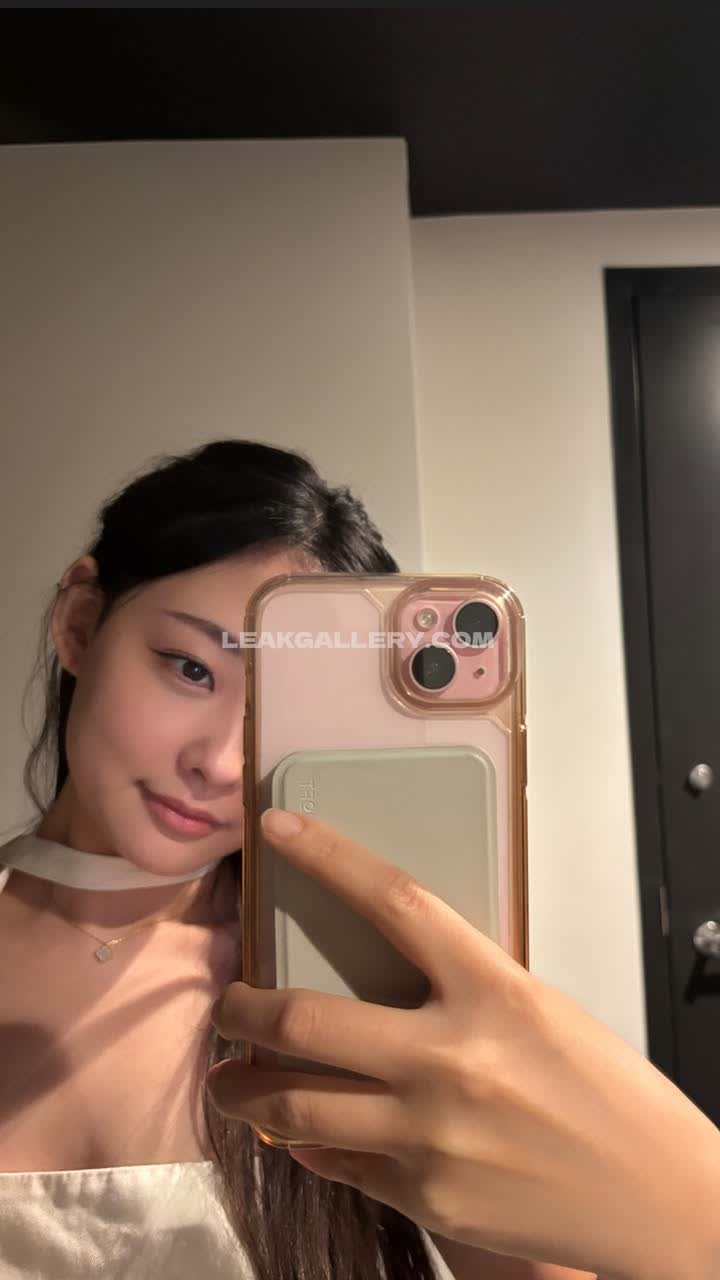 Esblee2 Exclusive Leaked Nude OnlyFans #7800636