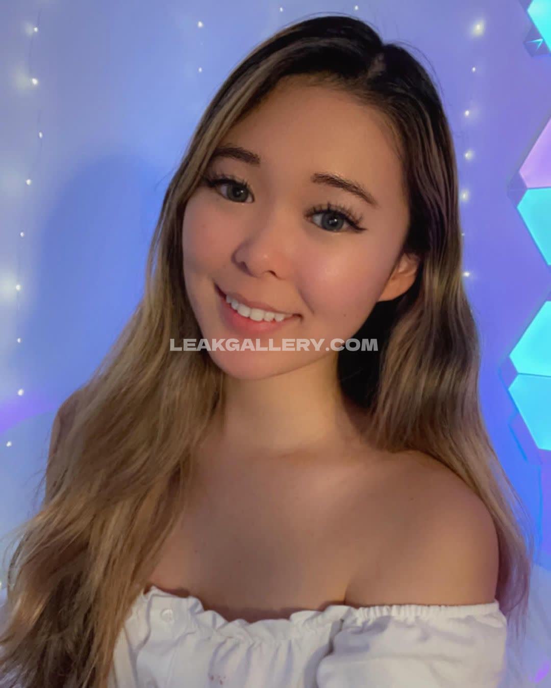 Extraemily / extra Exclusive Leaked Nude OnlyFans #8051809