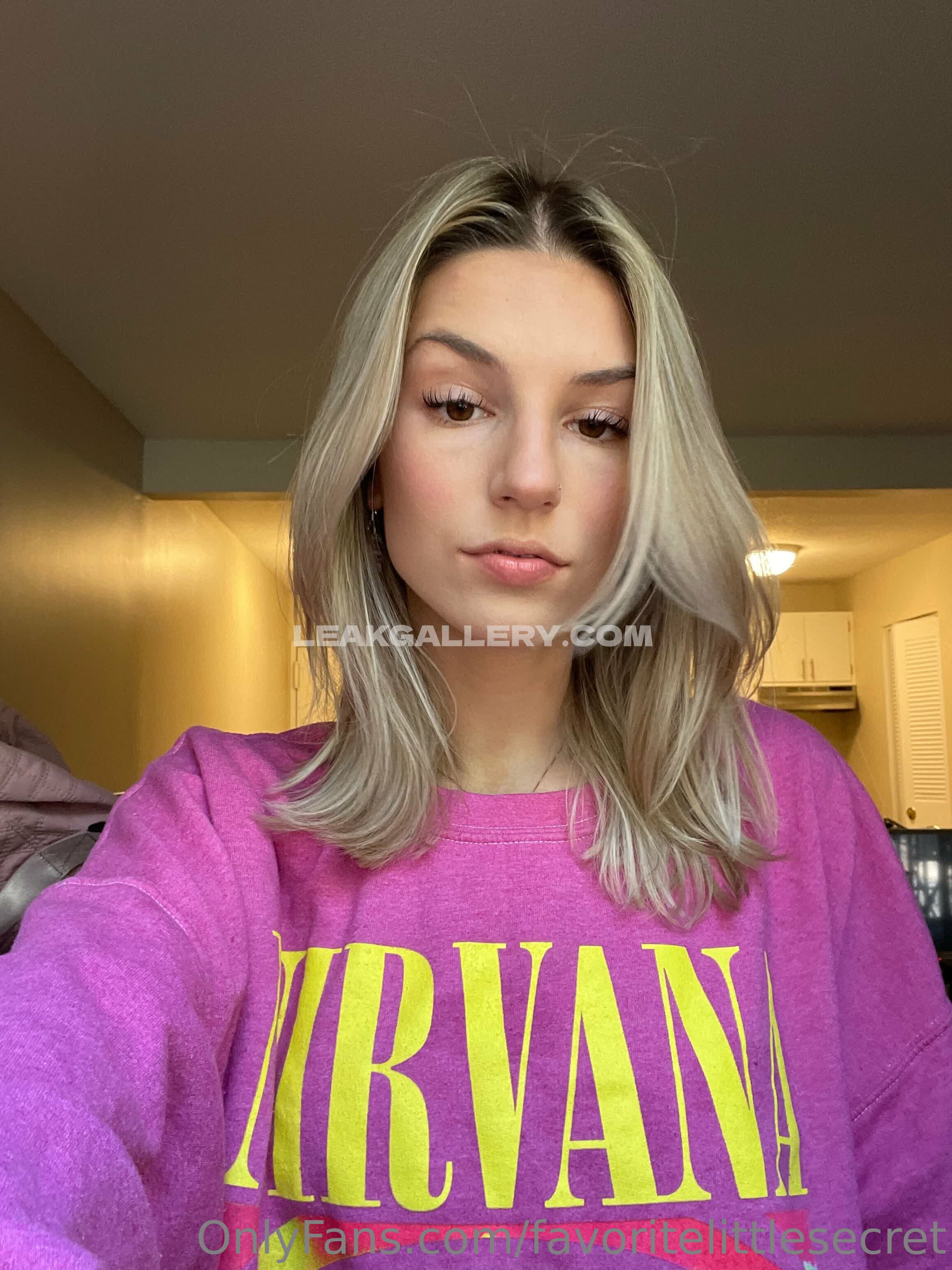 Favoritelittlesecret Exclusive Leaked Nude OnlyFans #6171016