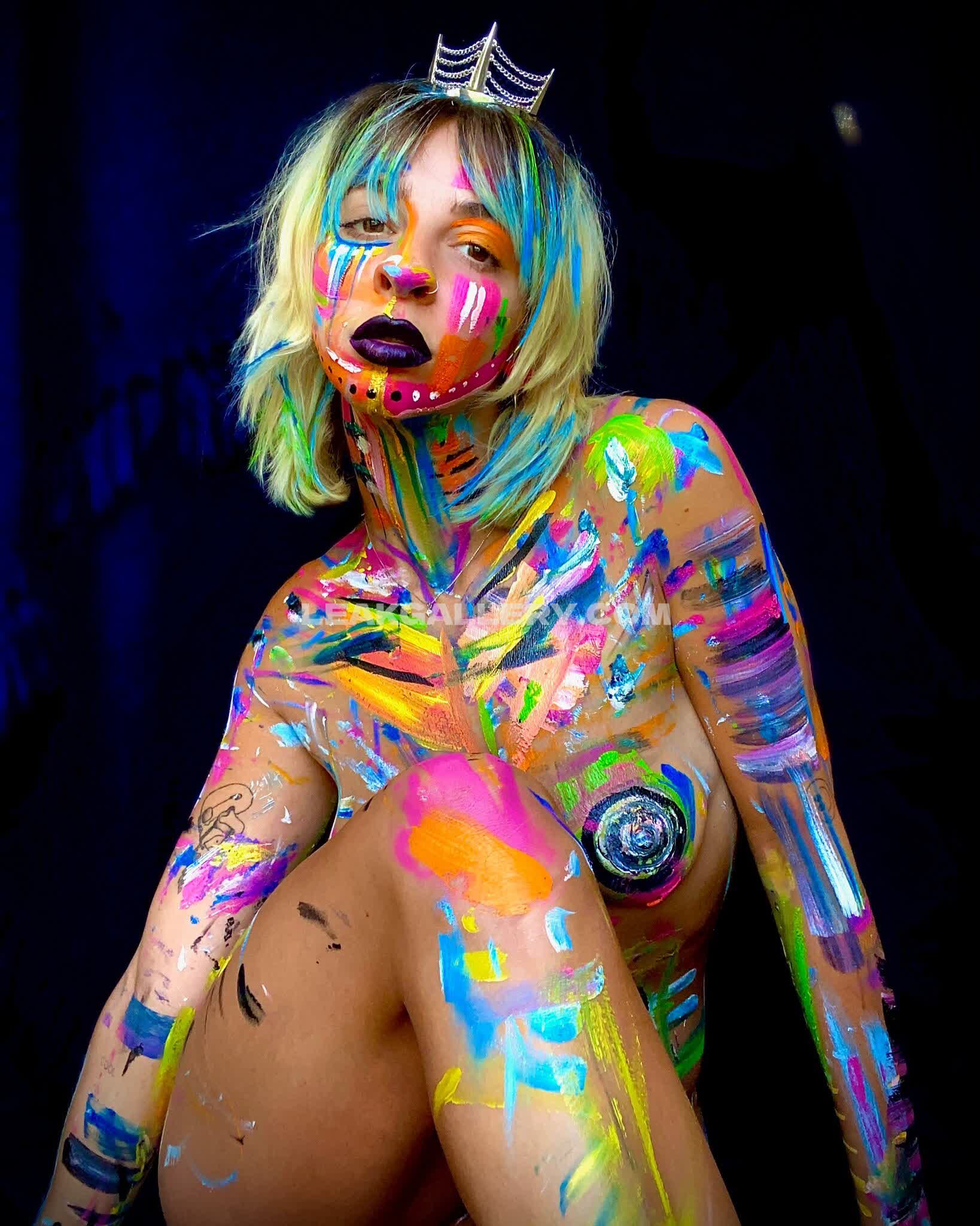 Gabbiehanna Exclusive Leaked Nude OnlyFans #7947970