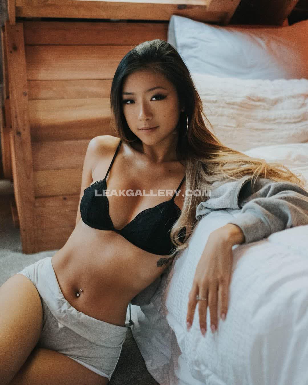 Gloriawuuu Exclusive Leaked Nude OnlyFans #7934924