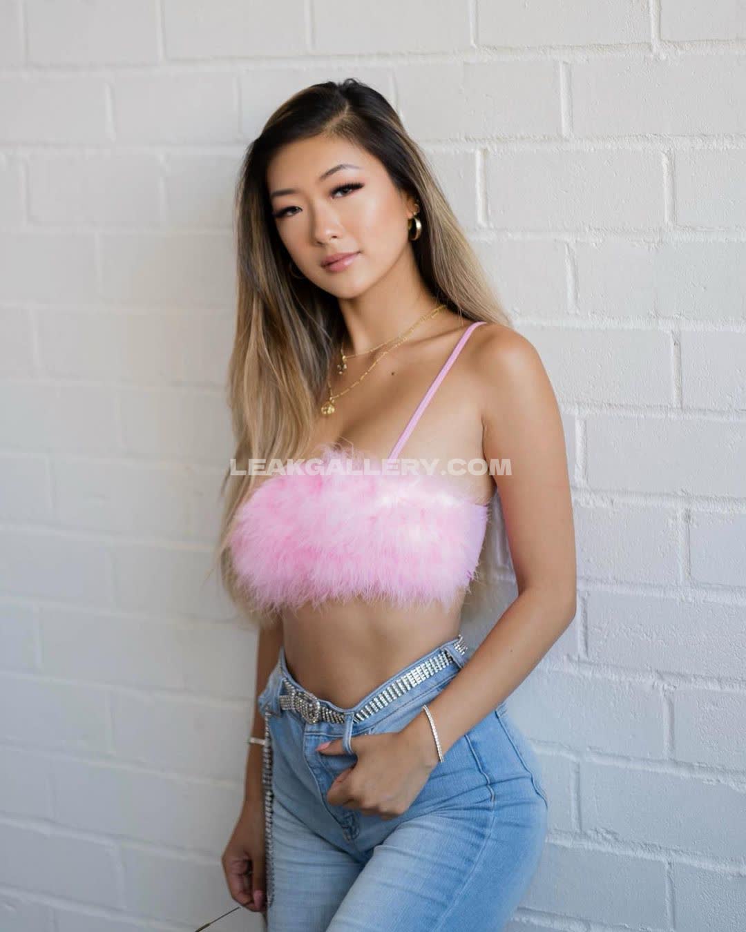Gloriawuuu Exclusive Leaked Nude OnlyFans #8070427
