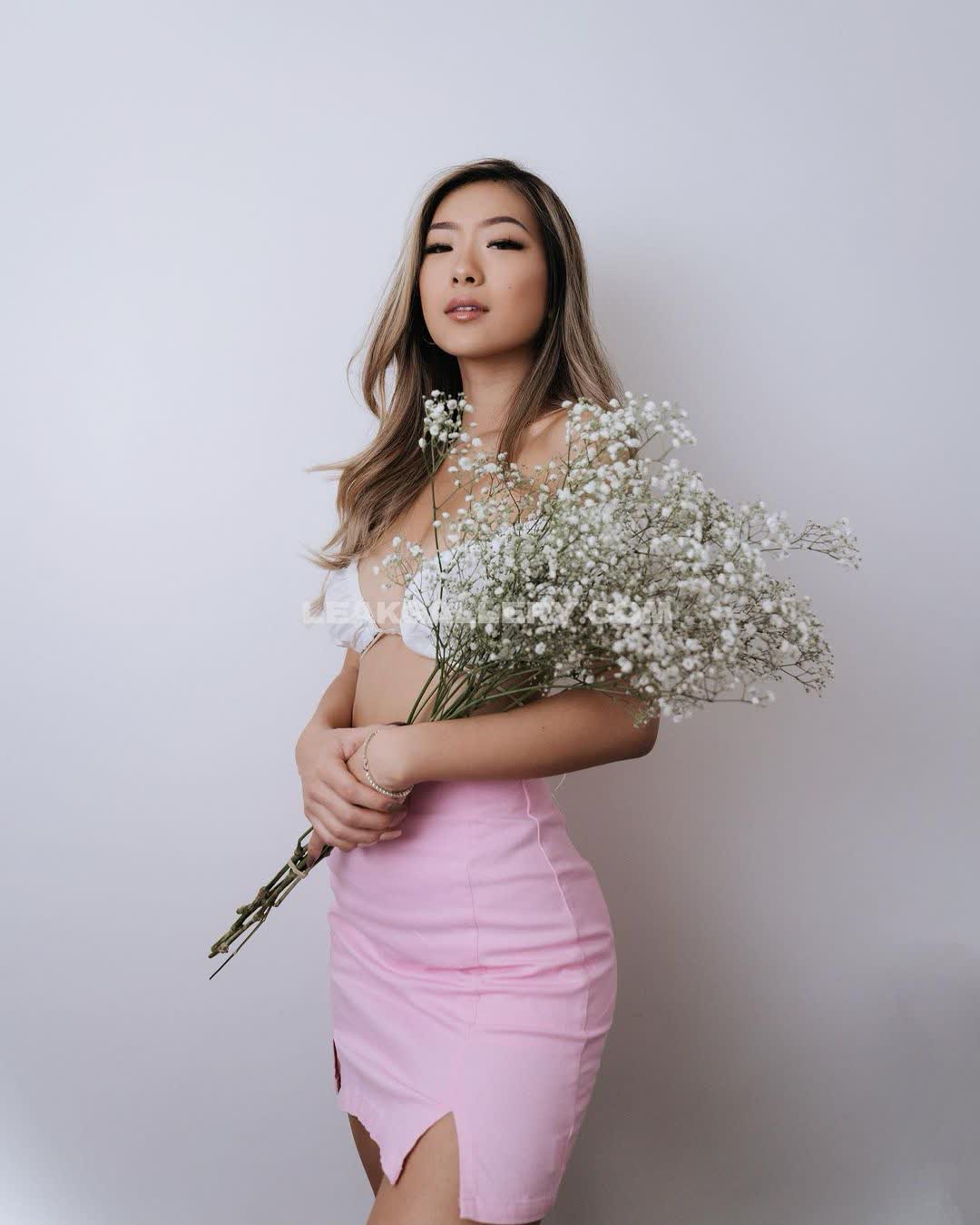 Gloriawuuu Exclusive Leaked Nude OnlyFans #8070163