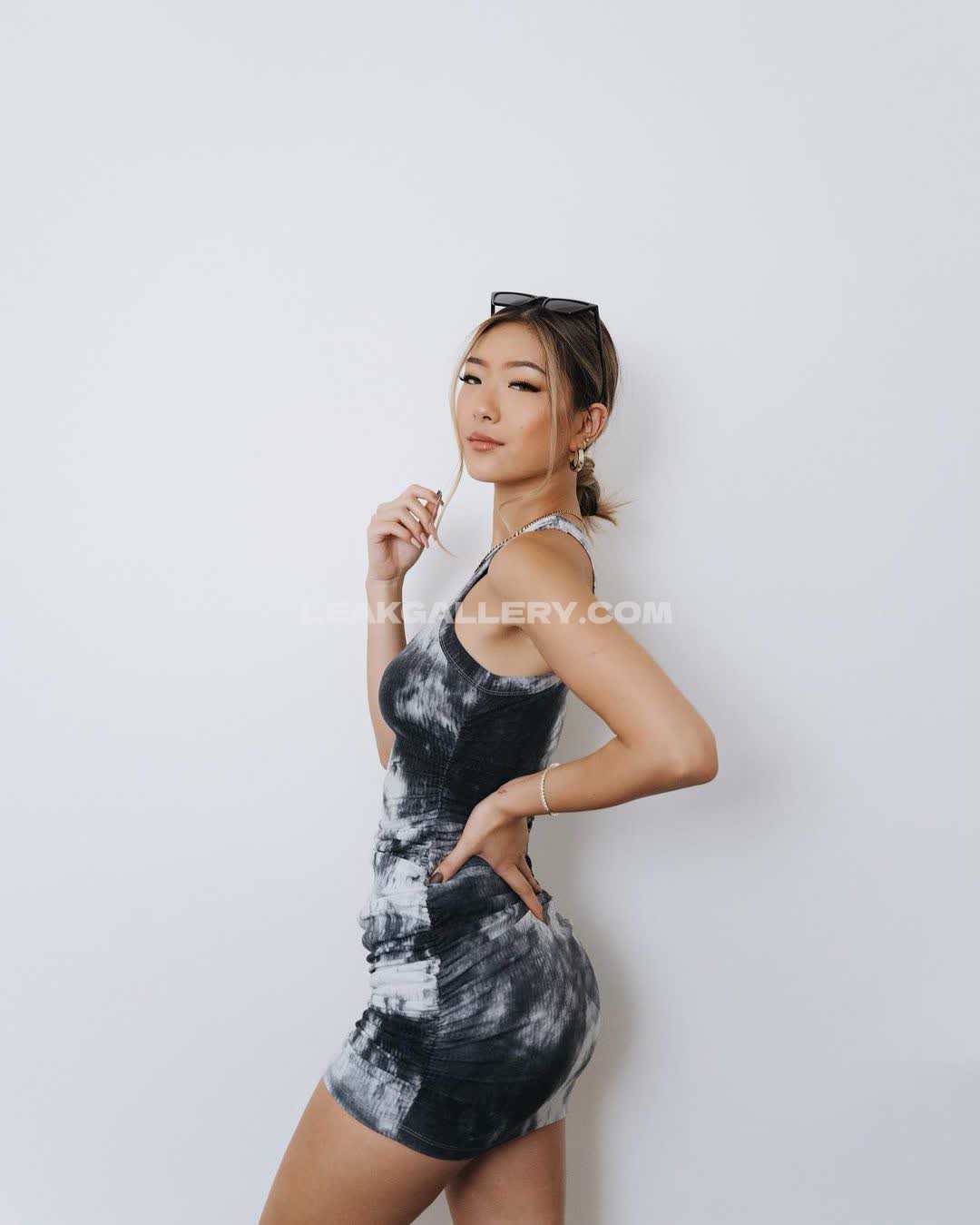 Gloriawuuu Exclusive Leaked Nude OnlyFans #7934740