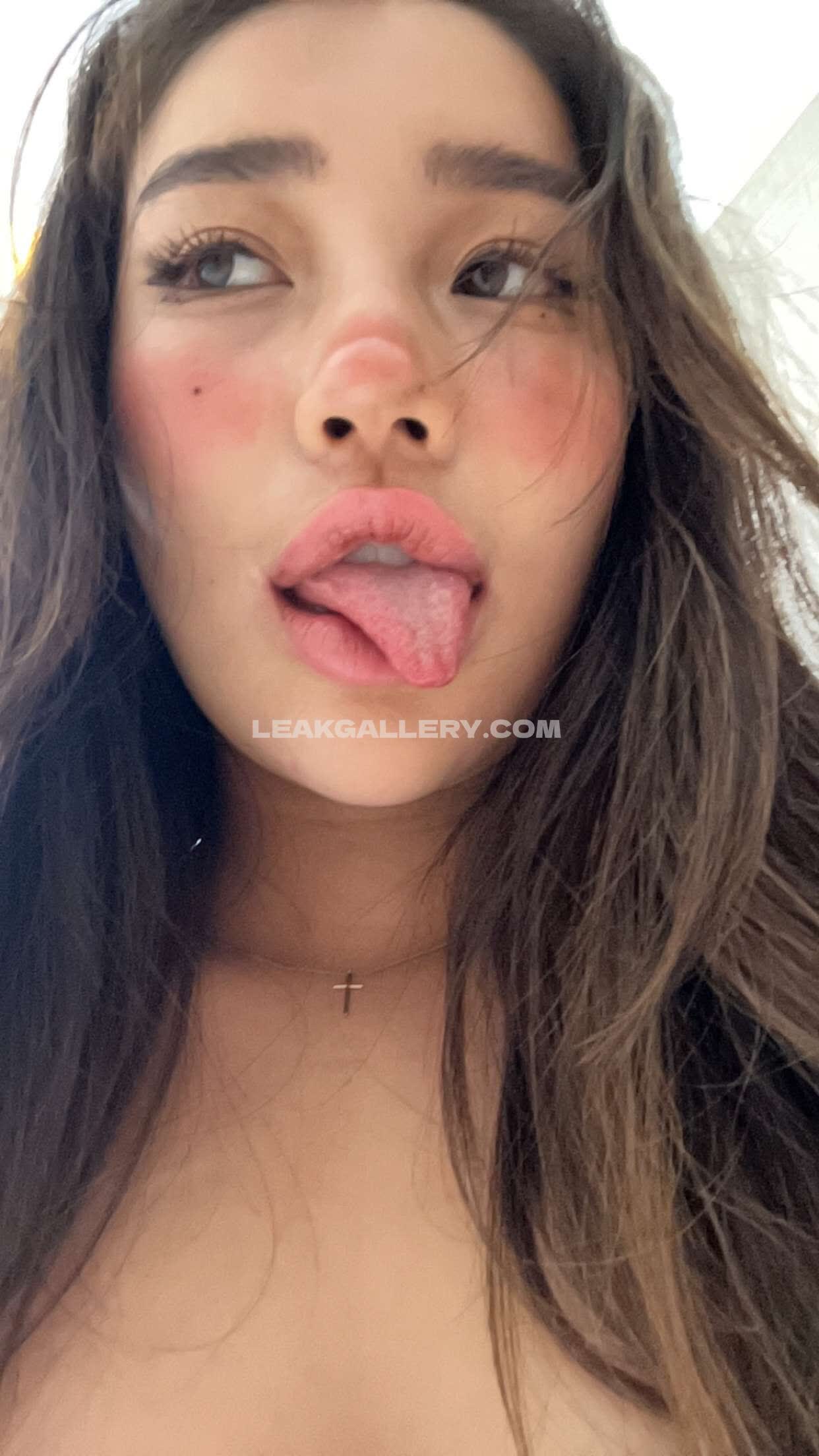 Hannahkae27 Exclusive Leaked Nude OnlyFans #4167208