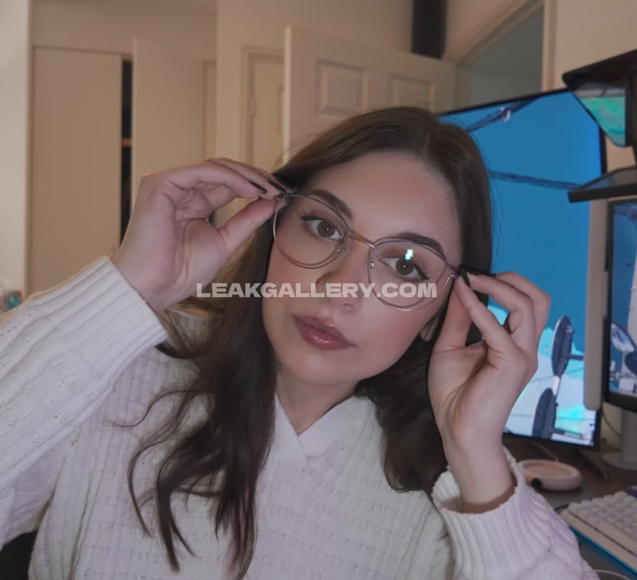Harriesilver Exclusive Leaked Nude OnlyFans #7491040
