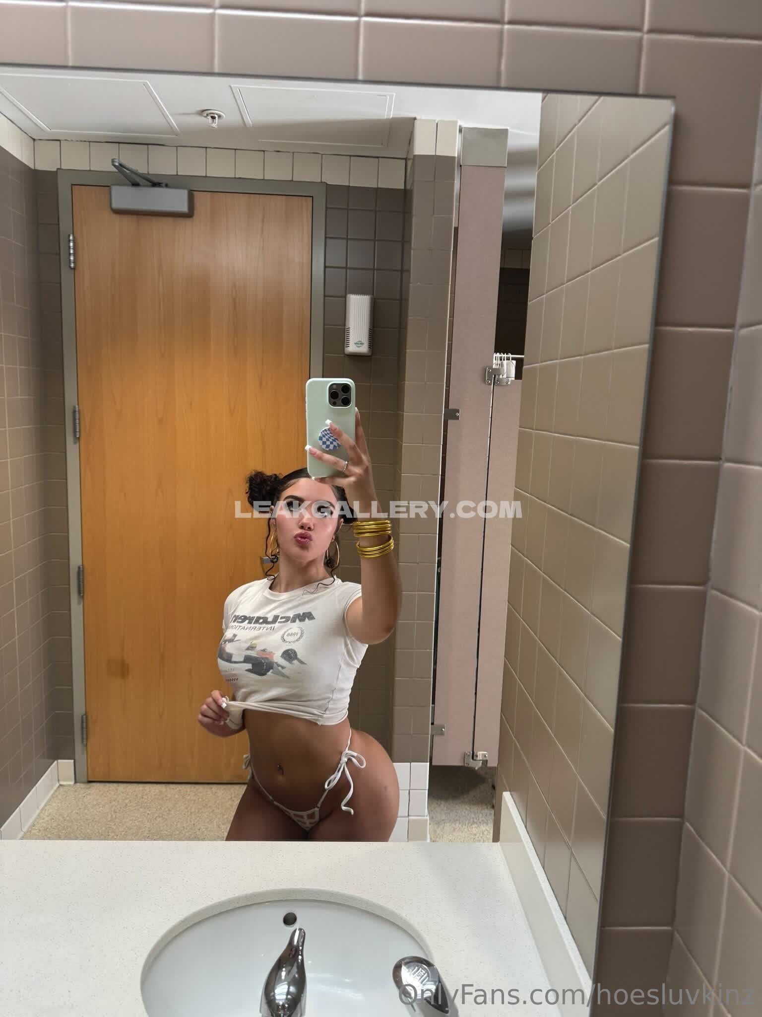 Hoesluvkinz Exclusive Leaked Nude OnlyFans #5173269